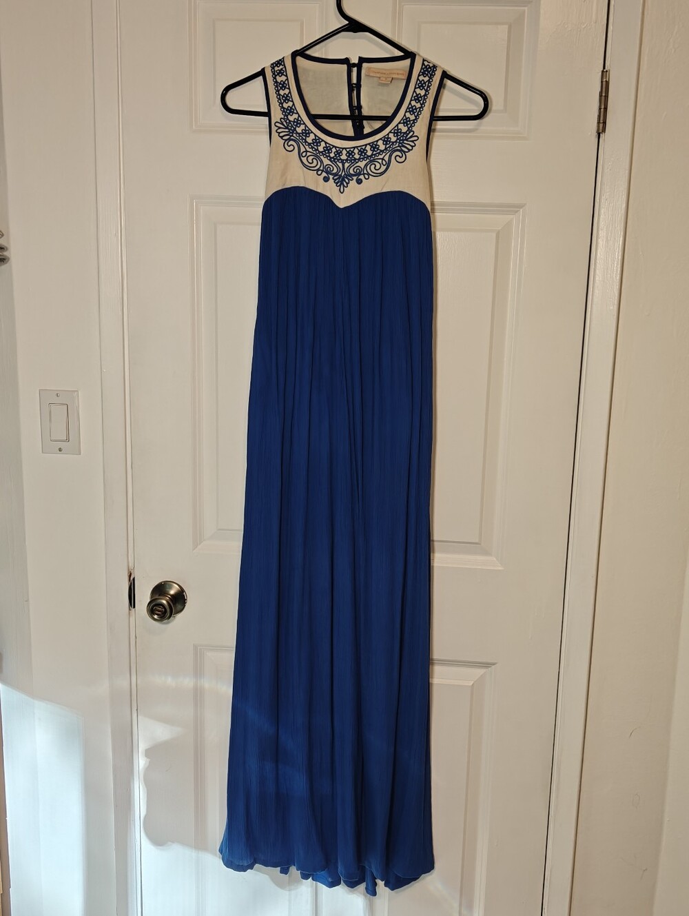 Linen-blend Embroidered Maxi Dress- Hemmed
